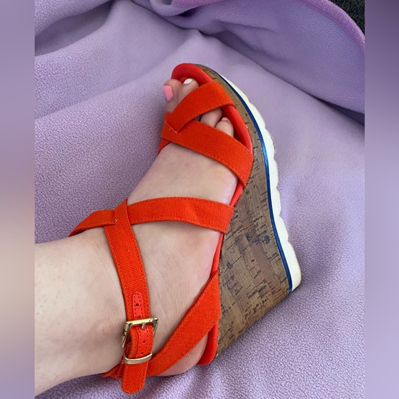 Candie’s wedges size 8 - Picture 10 of 16